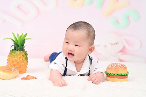 宣汉宝宝眼角红血丝